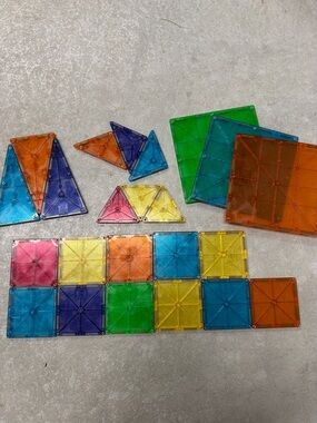 23 piece Magnetic Building Tiles Set - Multicolor magna-tiles